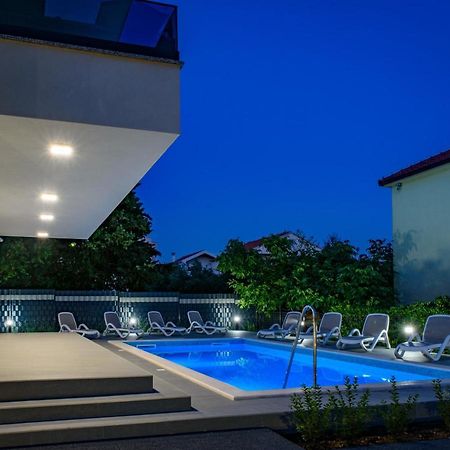 Seka Apartments With A Pool Kaštela Extérieur photo